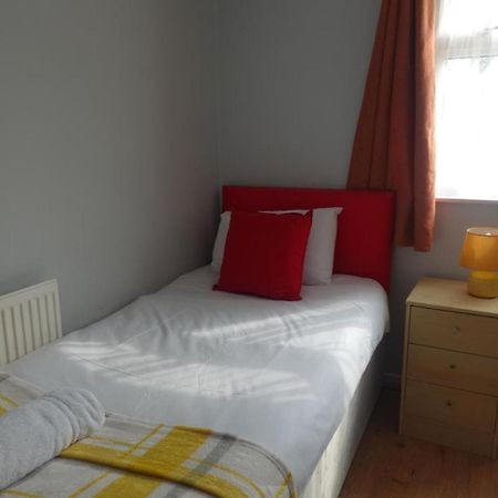 Chelsea House-Huku Kwetu Dunstable-3 Bedroom House Houghton Regis Exteriör bild